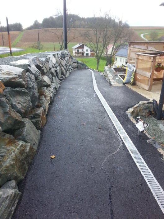 demolition excavator